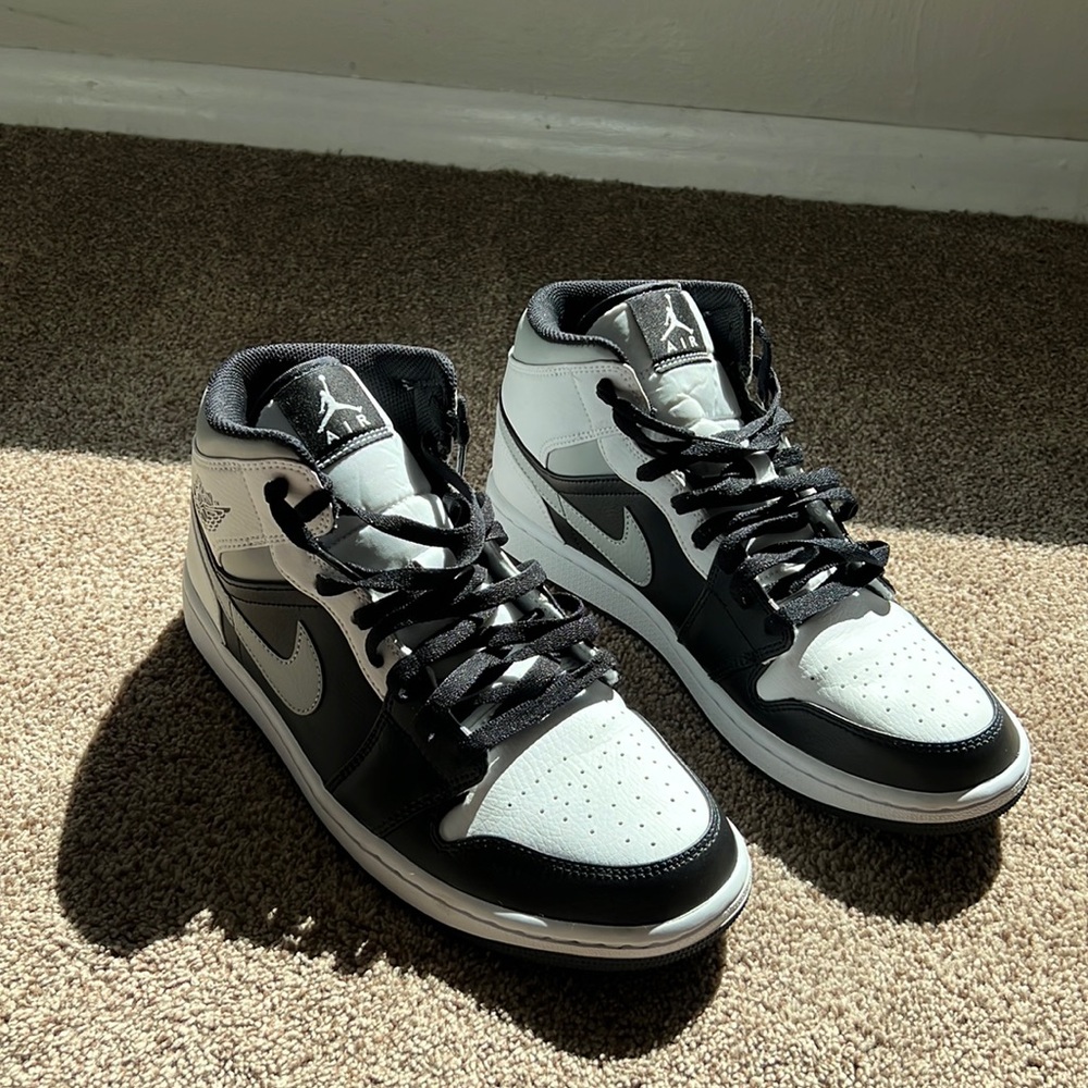 Nike mid air Jordan 1’s